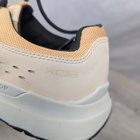 Men's Beige and Black Casual Shoes - Picture 9 of 11